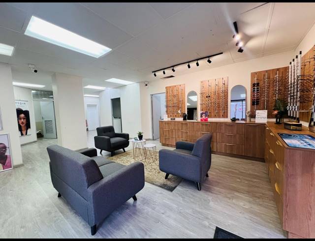 112M² OFFICE FOR SALE IN DURBAN CENTRAL